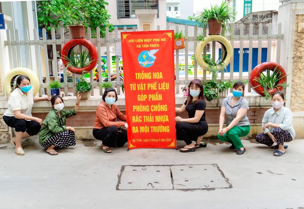 Hội LHPN xã Tân Triều, huyện Thanh Trì hưởng ứng ngày môi trường thế giới - ảnh 6