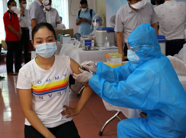 Hà Nội kêu gọi ủng hộ kinh phí mua vắc xin phòng, chống dịch Covid-19 - ảnh 1