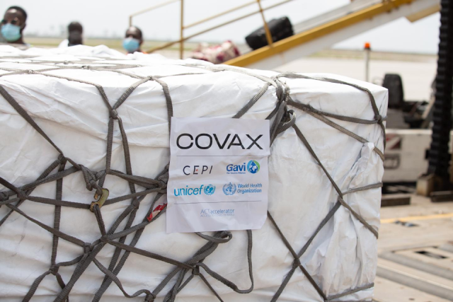 G7 cam kết sẽ tài trợ 1 tỷ liều vắc xin COVID-19 cho COVAX.