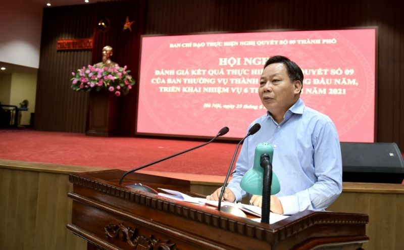 Đồng chí Phó Bí thư Thành ủy Nguyễn Văn Phong phát biểu chỉ đạo tại hội nghị