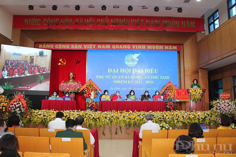 Đại hội phụ nữ quận Ba Đình được tổ chức theo hình thức Trực tiếp và trực tuyến để đảm bảo công tác phòng chống dịch