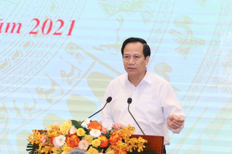 Bộ trưởng Bộ Lao động Thương binh Xã hội Đào Ngọc Dung đề nghị các địa phương cần triển khai gói hỗ trợ trong tuần này