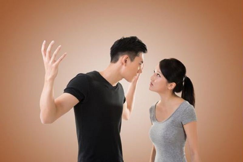 “Hòn bấc ném đi, hòn chì ném lại” - ảnh 1