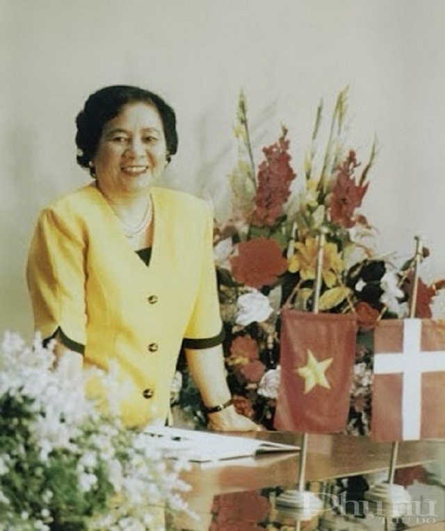 Kỹ sư Nguyễn Thị Anh Nhân, Đại biểu Quốc hội, Tổng Giám đốc đầu tiên và cũng là người xây dựng, sáng lập và đặt nền móng cho sự phát triển của Công ty Việt Hà. Bà là tác giả của nhãn hiệu bia Halida nổi tiếng, một sản phẩm được mệnh danh là 