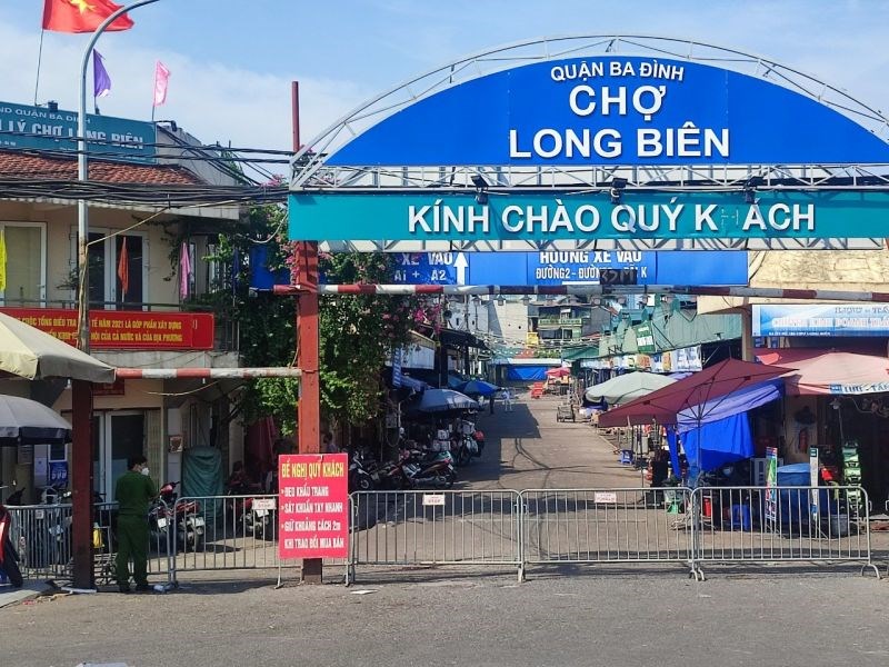 Phong toả, cách ly y tế chợ Long Biên để thực hiện phòng, chống dịch Covid-19