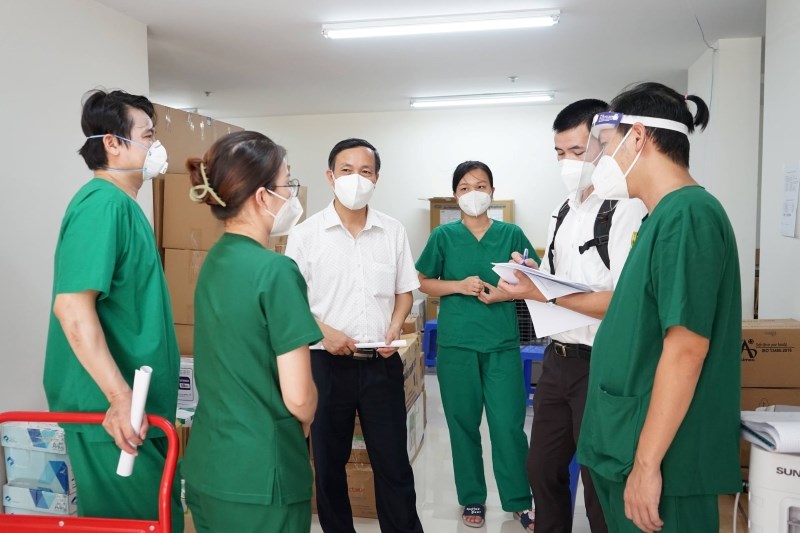 Đoàn công tác Bộ Y tế kiểm tra tại Bệnh viện Dã chiến số 6