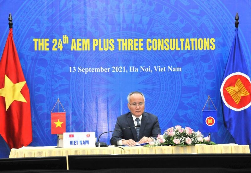 Thứ trưởng Bộ Công Thương Trần Quốc Khánh tại hội nghị đầu cầu Hà Nội