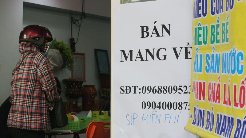 Hà Nội cho phép bán hàng ăn mang về tại các địa phương không có ca f0 trong cộng đồng từ ngày 3/9/2021