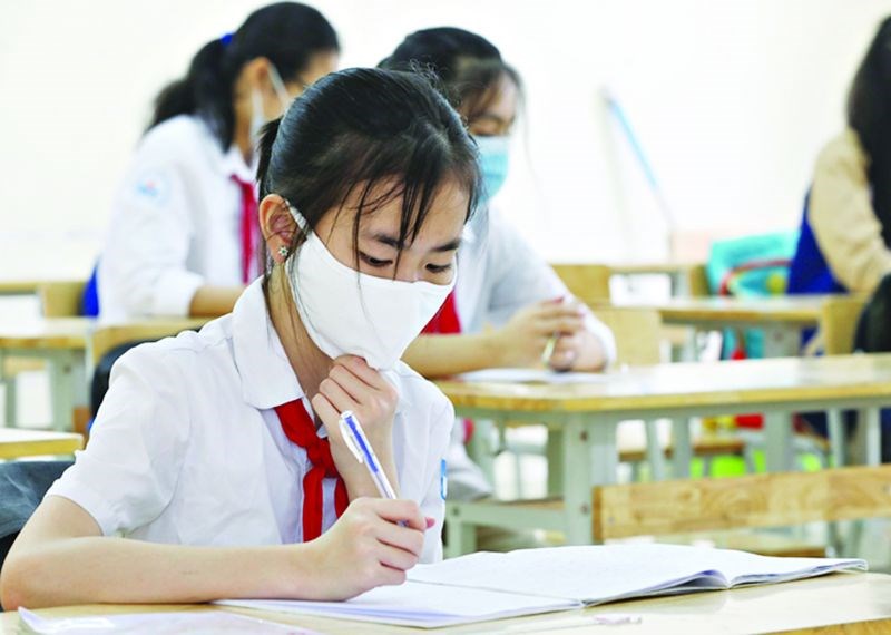 Năm học 2021-2022 học sinh Hà Nội sẽ được hỗ trợ giảm 50% học phí. Ảnh minh họa