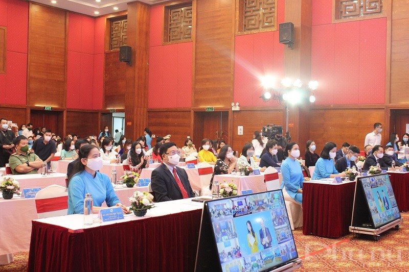 Các đại biểu tham dự tại điểm cầu Hà Nội