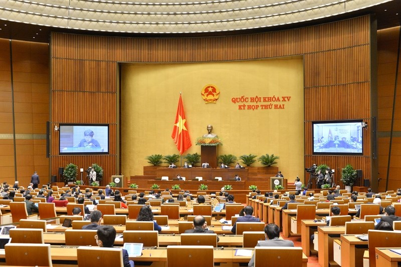 Quốc hội nghe Chủ nhiệm Ủy ban Xã hội của Quốc hội Nguyễn Thúy Anh trình bày Báo cáo thẩm tra về công tác phòng, chống COVID-19 và tình hình thực hiện Nghị quyết số 30/2021/QH15 về kỳ họp thứ nhất, Quốc hội khóa XV.