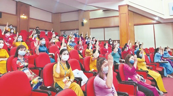 Các đại biểu chính thức tham gia Đại hội Đại biểu Phụ nữ huyện Thường Tín, nhiệm kỳ 2021-2026