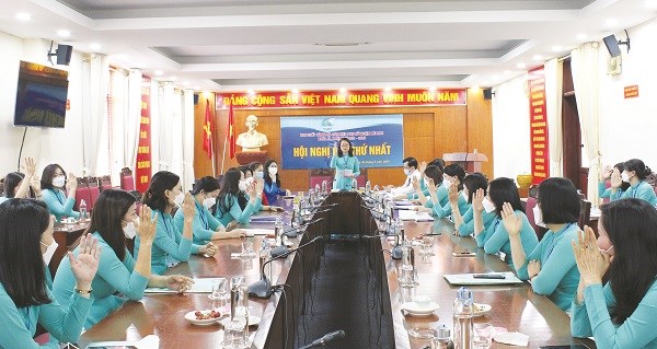 Phiên họp lần thứ Nhất BCH Hội LHPN huyện Mê Linh, nhiệm kỳ 2021-2026