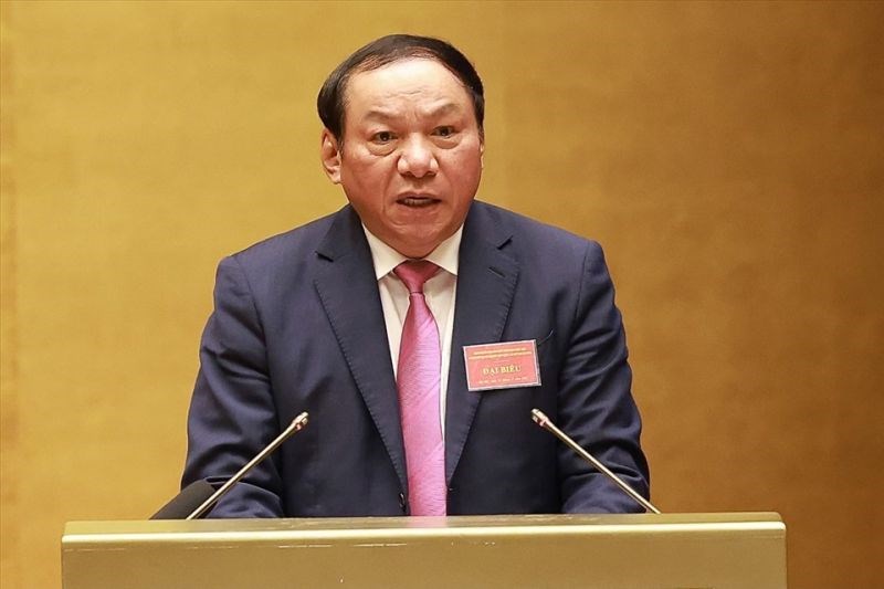 Bộ trưởng Bộ Văn hoá thể thao và du lịch Nguyễn Văn Hùng