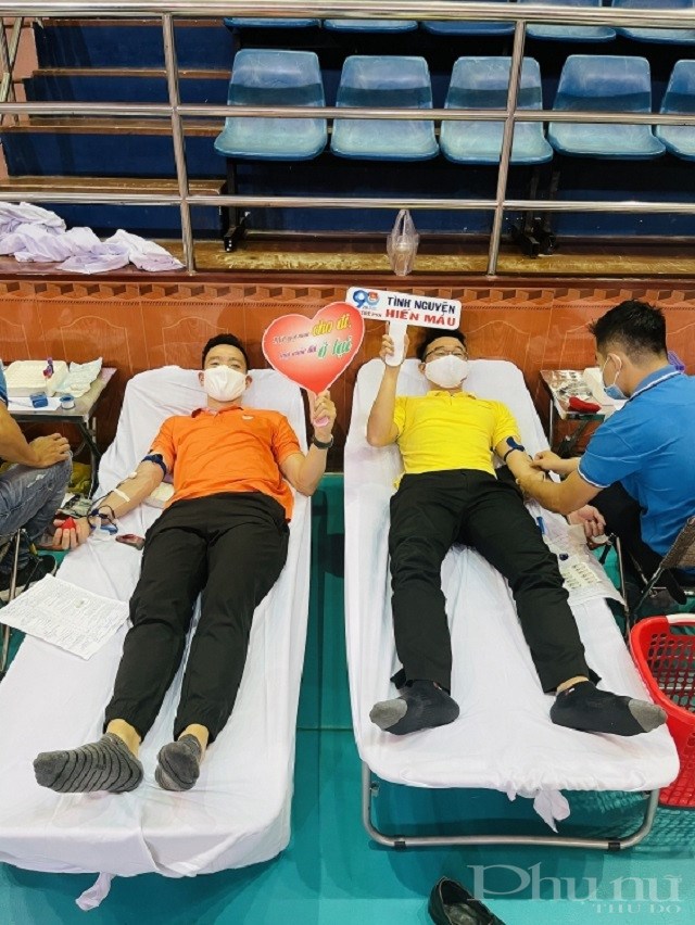 Tuổi trẻ Dầu khí đăng ký tham gia hiến máu tại TP Vũng Tàu.