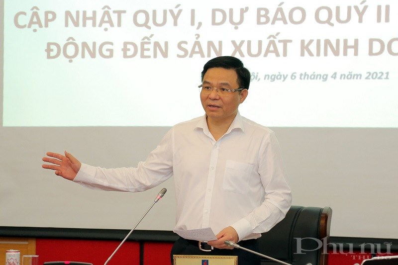 Tổng giám đốc Lê Mạnh Hùng phát biểu tại buổi tọa đàm.