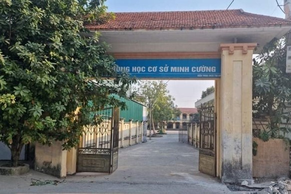 Trường THCS Minh Cường, huyện Thường Tín đã dừng cho học sinh học trực tiếp khi xuất hiện ca F0 trong trường học