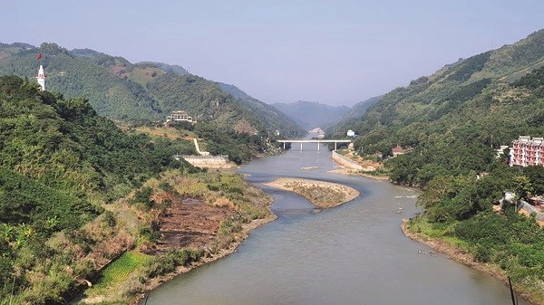 Ngã 3 Lũng Pô – nơi con sông Hồng chảy vào đất Việt