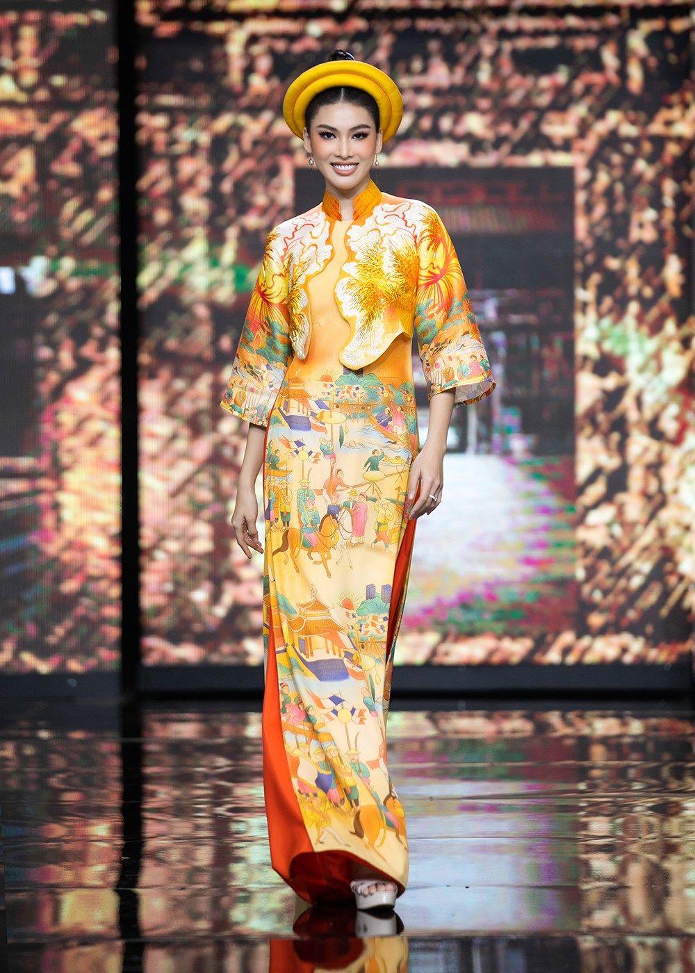 Dàn Hoa hậu, Á hậu diễn áo dài hoạ tiết tranh kim hoàng đón năm mới - ảnh 8
