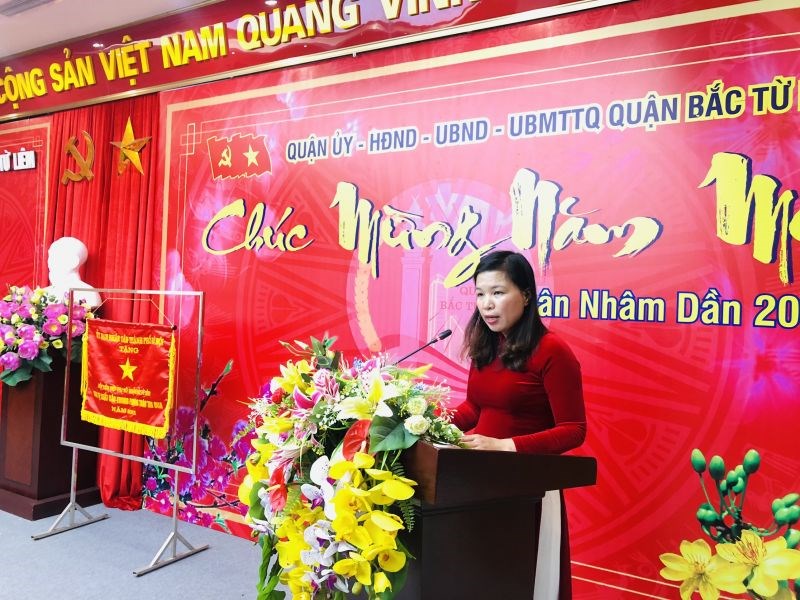 Tại hội nghị, đồng chí Đỗ Thị Kim Chi, Phó Chủ tịch Hội LHPN quận Bắc Từ Liêm