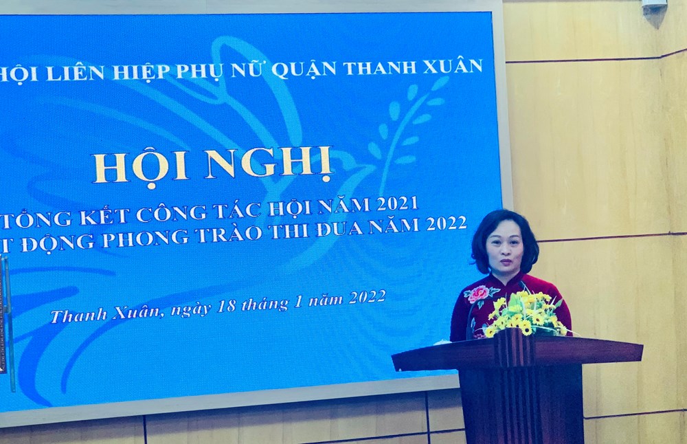 Bà Phạm Thị Thanh Hương, Phó Chủ tịch Hội LHPN TP Hà Nội cũng đánh giá cao những thành tích đạt được của Hội LHPN quận Thanh Xuân.