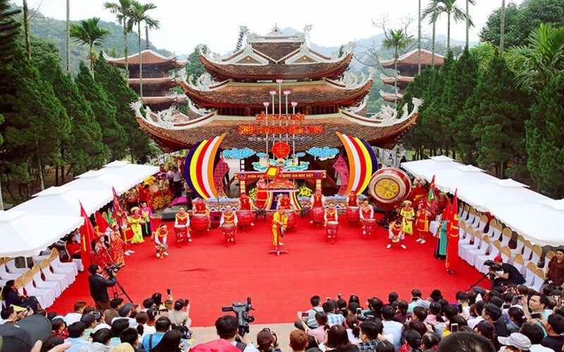 Hà Nội tạm dừng tổ chức các loại hình lễ hội trong dịp Tết Nguyên đán Nhâm Dần 2022