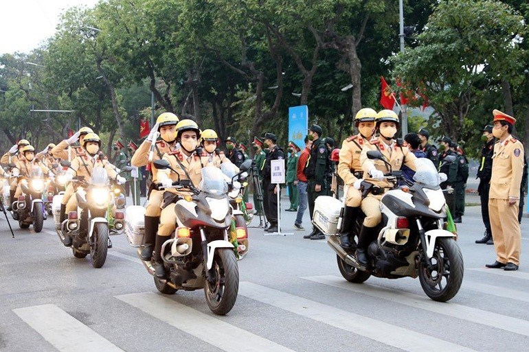 Công an TP Hà Nội ra quân cao điểm đảm bảo an ninh trật tự, an toàn giao thông Tết Nguyên đán