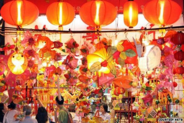 Đèn lồng được treo tại nhiều địa điểm ở Trung Quốc vào dịp năm mới.