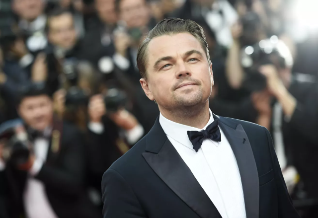 Tài tử Leonardo DiCaprio trên thảm đỏ Liên hoan phim Cannes lần thứ 72. Leo cũng sẽ kỷ niệm sinh nhật lần thứ 48 của mình vào năm 2022.