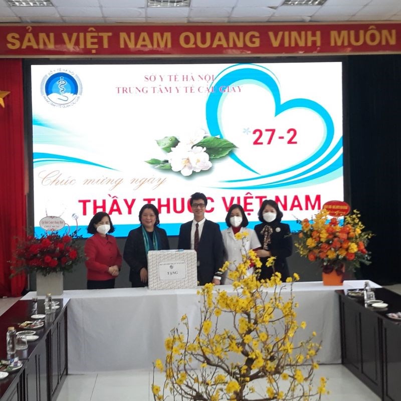 Lãnh đạo Hội LHPN Hà Nội thăm, động viên ngành Y tế nhân Ngày Thầy thuốc Việt Nam - ảnh 4
