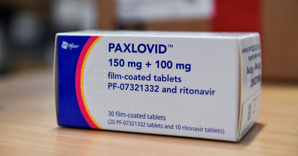 Paxlovid là thuốc kháng virus dạng uống có khả năng giảm khoảng 90% tỷ lệ nhập viện ở những bệnh nhân có nguy cơ cao.