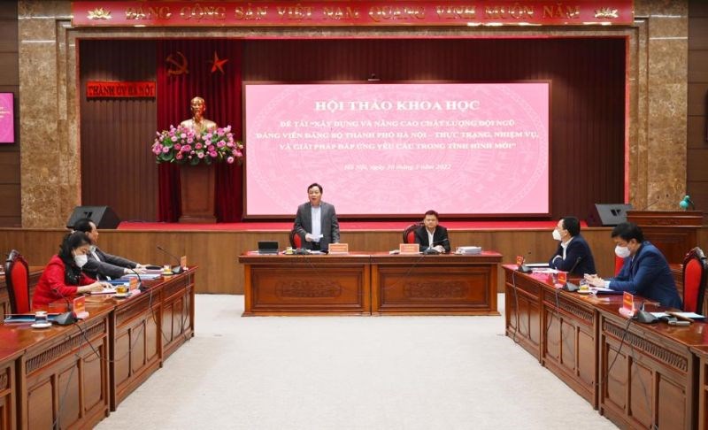 Đồng chí Nguyễn Văn Phong phát biểu tại Hội nghị