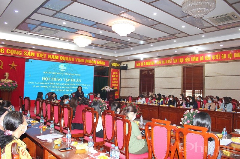 Hội thảo tập huấn được Hội LHPN Hà Nội tổ chức tại hội trường huyện ủy Thanh Oai