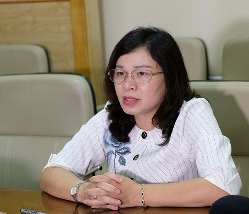 PGS.TS Dương Thị Hồng, Trưởng văn phòng Tiêm chủng mở rộng Quốc gia.