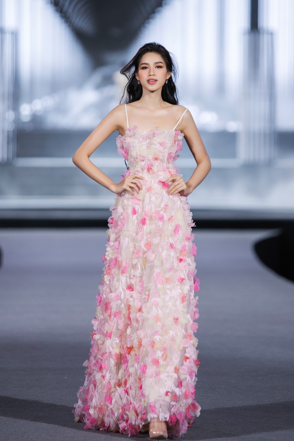 Hoa hậu Đỗ Hà với nhan sắc ngọt ngào