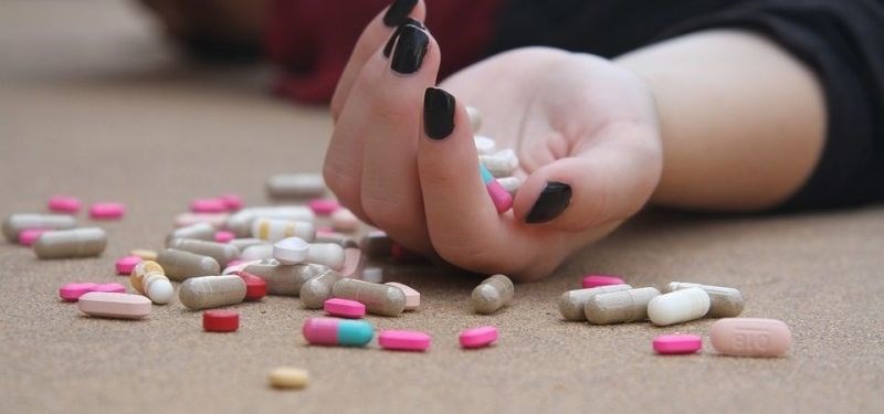 Trẻ em có thể sử dụng chính những loại thuốc phổ biến trong gia đình nhằm mục đích tự sát	Ảnh: USNews