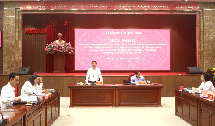 Phó Trưởng ban Tuyên giáo Trung ương Trần Thanh Lâm phát biểu kết luận buổi làm việc