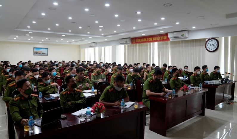 Công an thành phố Hà Nội tập huấn sử dụng dịch vụ công trực tuyến trong lĩnh vực phòng cháy chữa cháy cho các cán bộ, chiến sỹ
