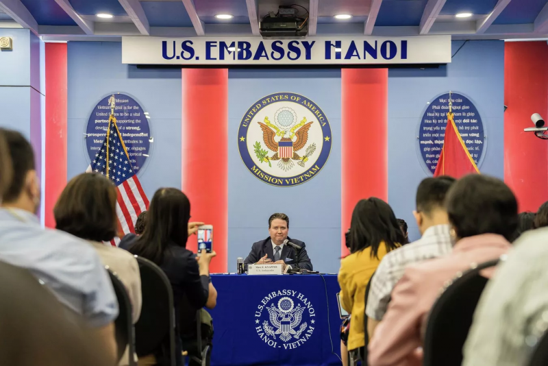 Buổi họp báo của Đại sứ Mỹ tại Việt Nam, Marc Knapper ở Hà NộiẢnh: Đại sứ quán Mỹ