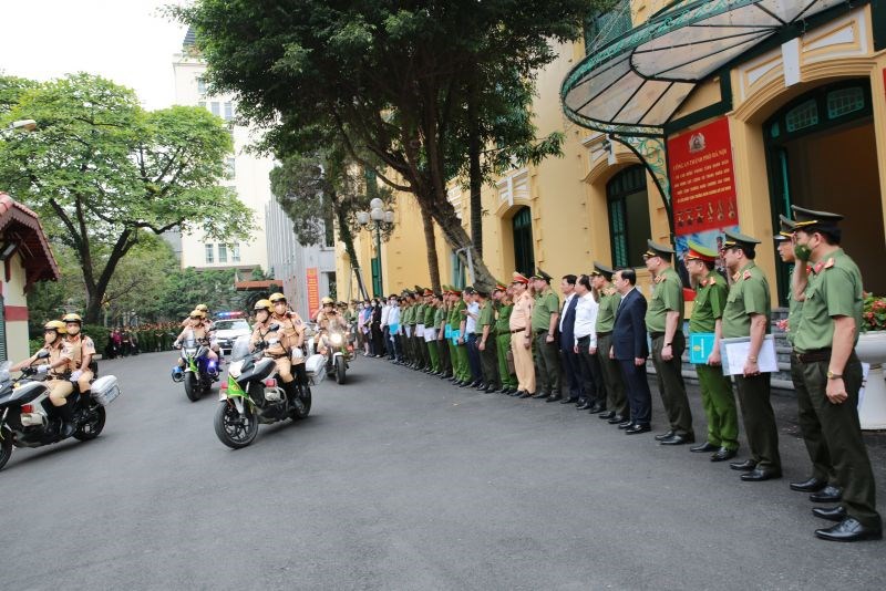 Công an Thành phố Hà Nội ra quân bảo đảm an ninh trật tự SEA Games 31 - ảnh 2