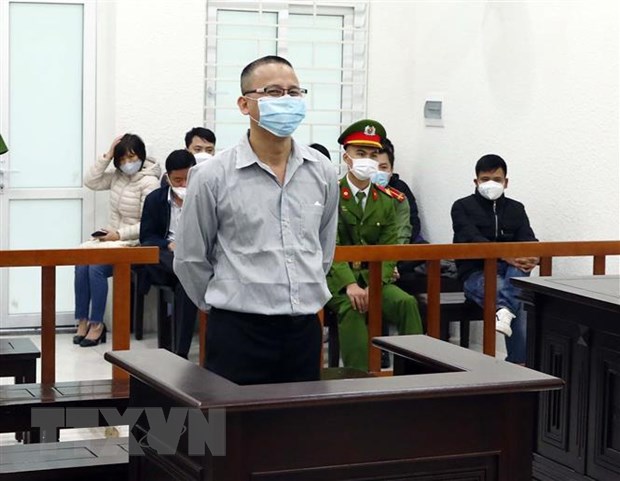 Bị cáo Lê Văn Dũng (trú tại phường Hà Cầu, quận Hà Đông, Hà Nội) tại phiên tòa xét xử  	ảnh Phạm Kiên/TTXVN