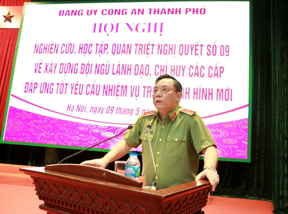 Trung tướng Nguyễn Hải Trung- Bí thư Đảng uỷ, Giám đốc Công an Thành phố  phát biểu tại hội nghị