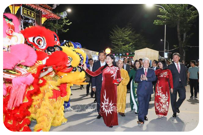 Bài 1: “Ngày Tết” đặc biệt tại những khu dân cư Thủ đô - ảnh 15