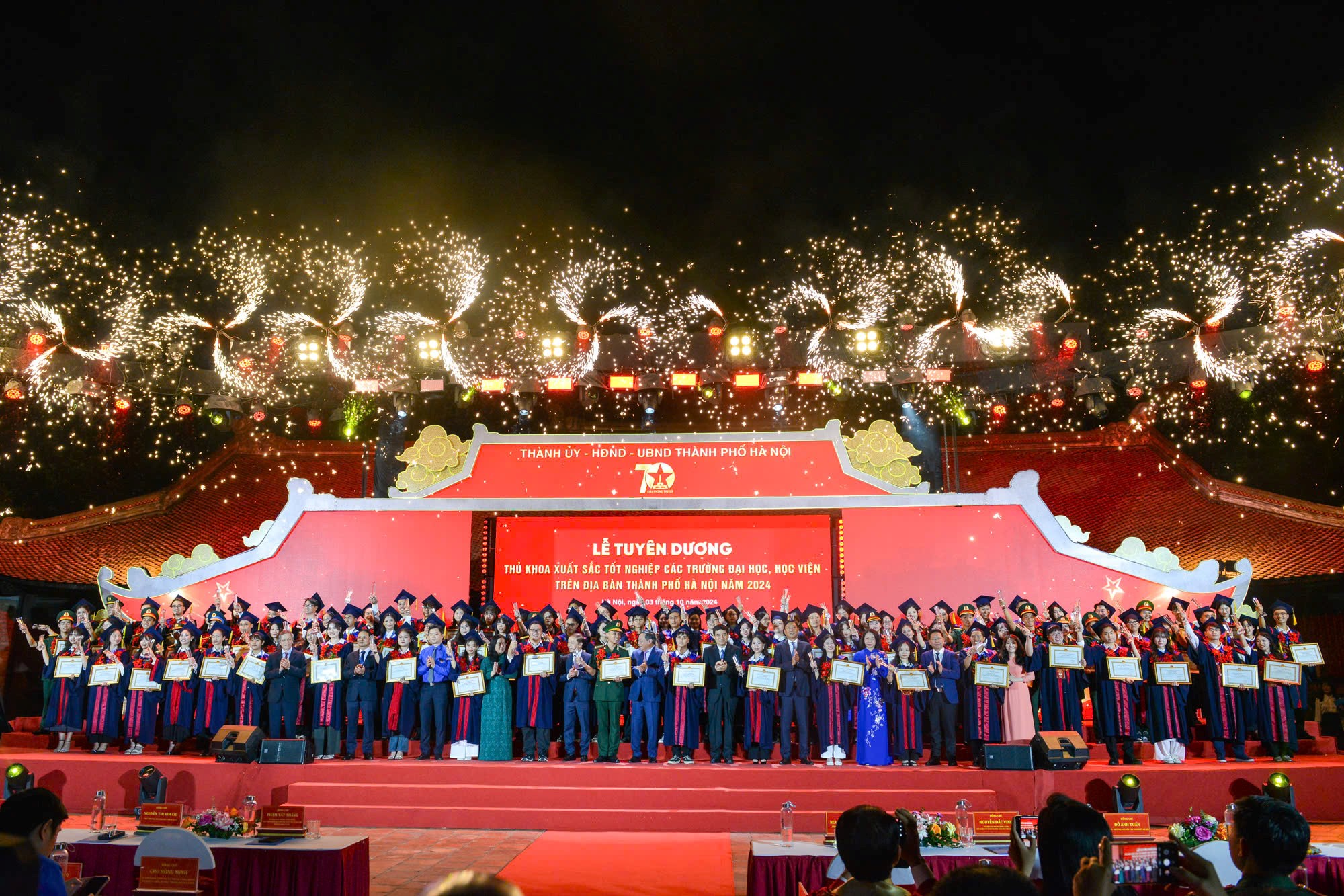 Đưa Thủ đô phát triển xứng tầm - ảnh 4