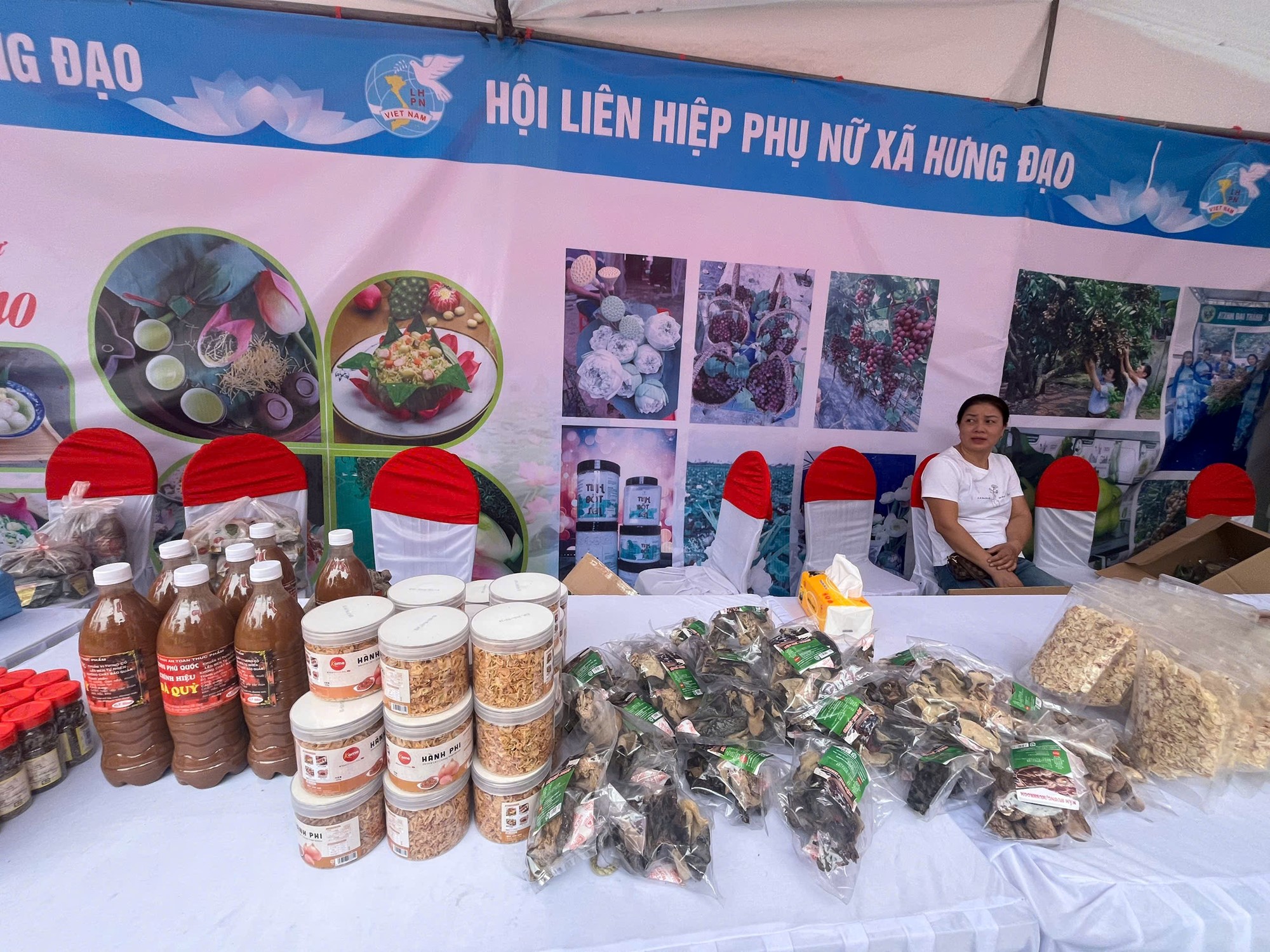 Phụ nữ Hưng Đạo phát huy truyền thống đoàn kết, sáng tạo, đổi mới, vững bước vào kỷ nguyên vươn mình của dân tộc - ảnh 18