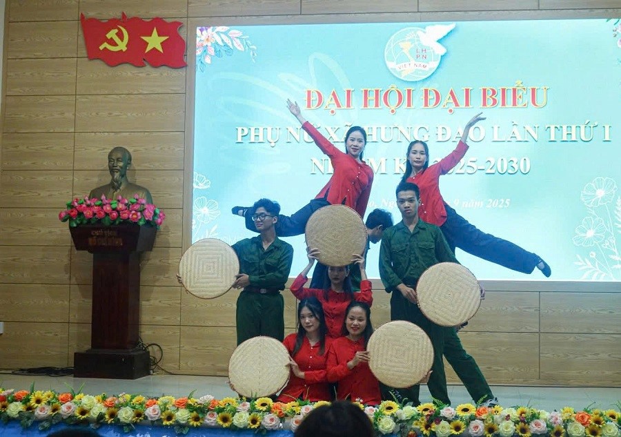 Phụ nữ Hưng Đạo phát huy truyền thống đoàn kết, sáng tạo, đổi mới, vững bước vào kỷ nguyên vươn mình của dân tộc - ảnh 11