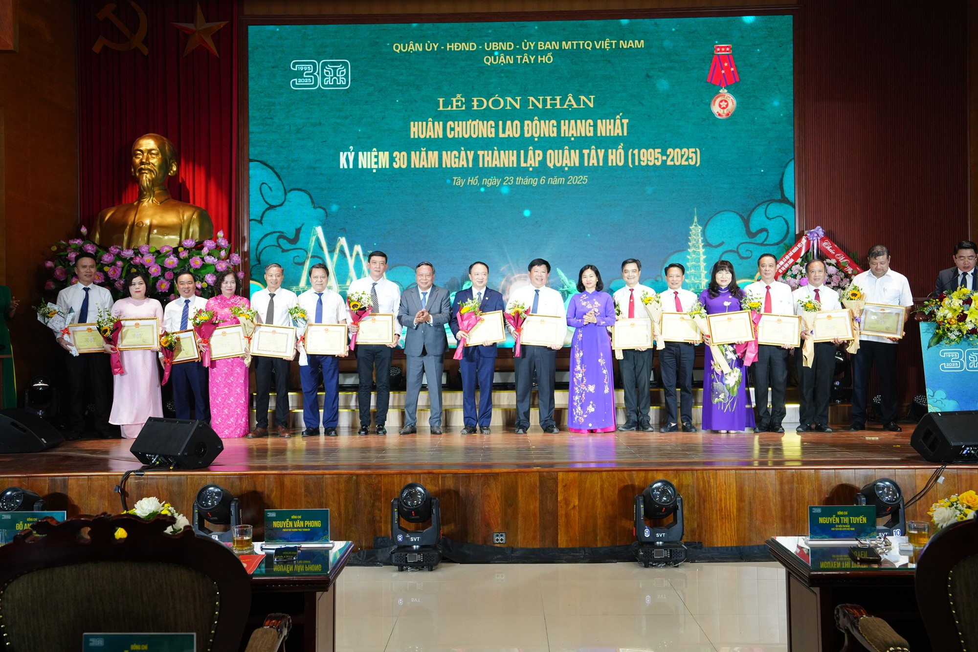 Tây Hồ 30 năm khát vọng và vươn mình: Từ vùng đất di sản đến tâm điểm động lực của Thủ đô - ảnh 11