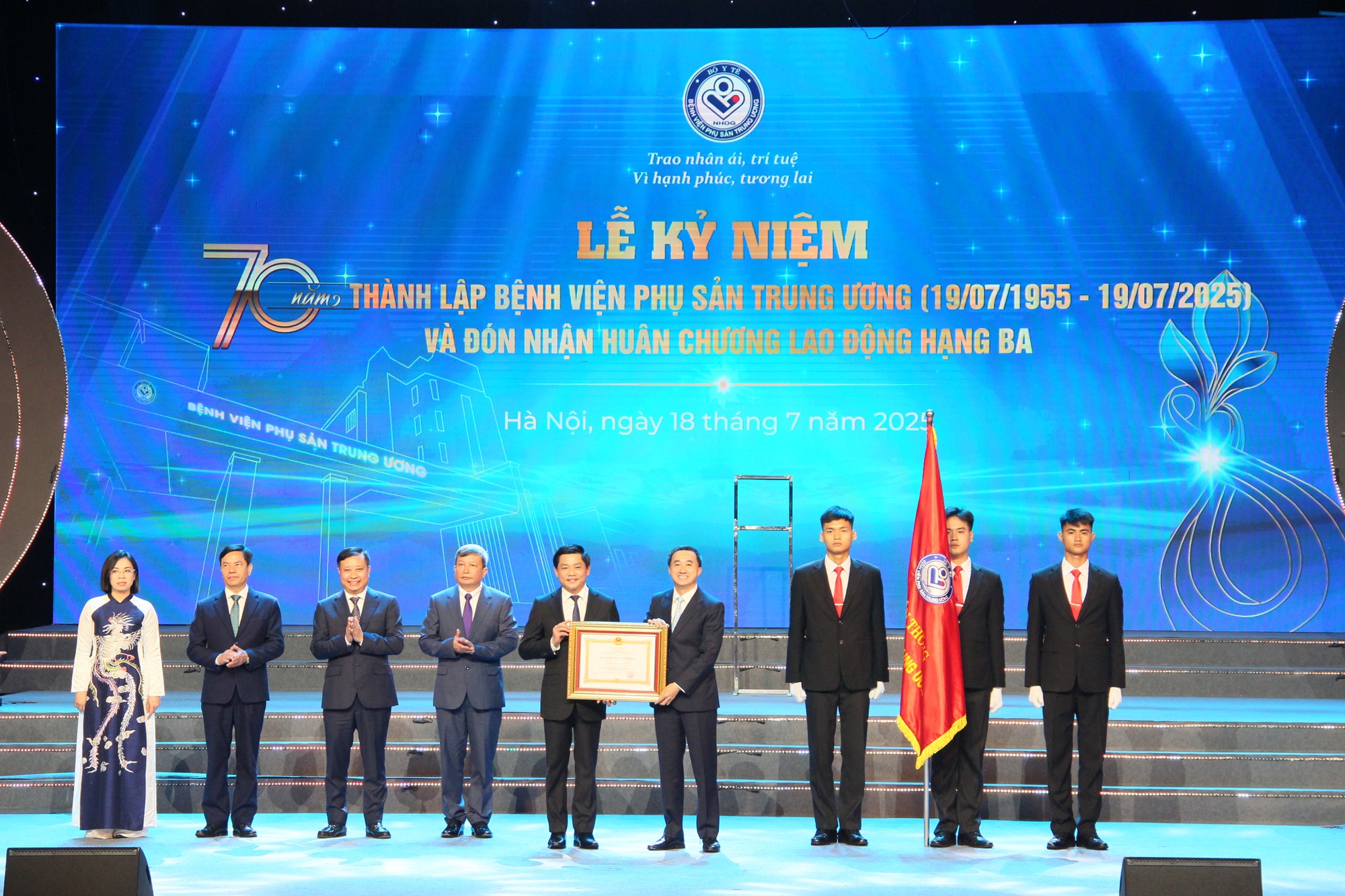 70 năm “ươm mầm sự sống”, khẳng định vị thế đầu ngành - ảnh 9