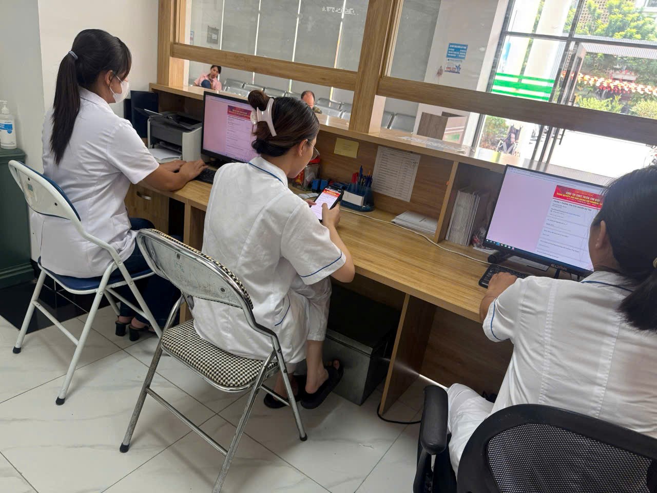 Tây Hồ: 5 ngày thu hút 2.000 lượt dự thi tìm hiểu Nghị quyết Đại hội đảng bộ phường - ảnh 7