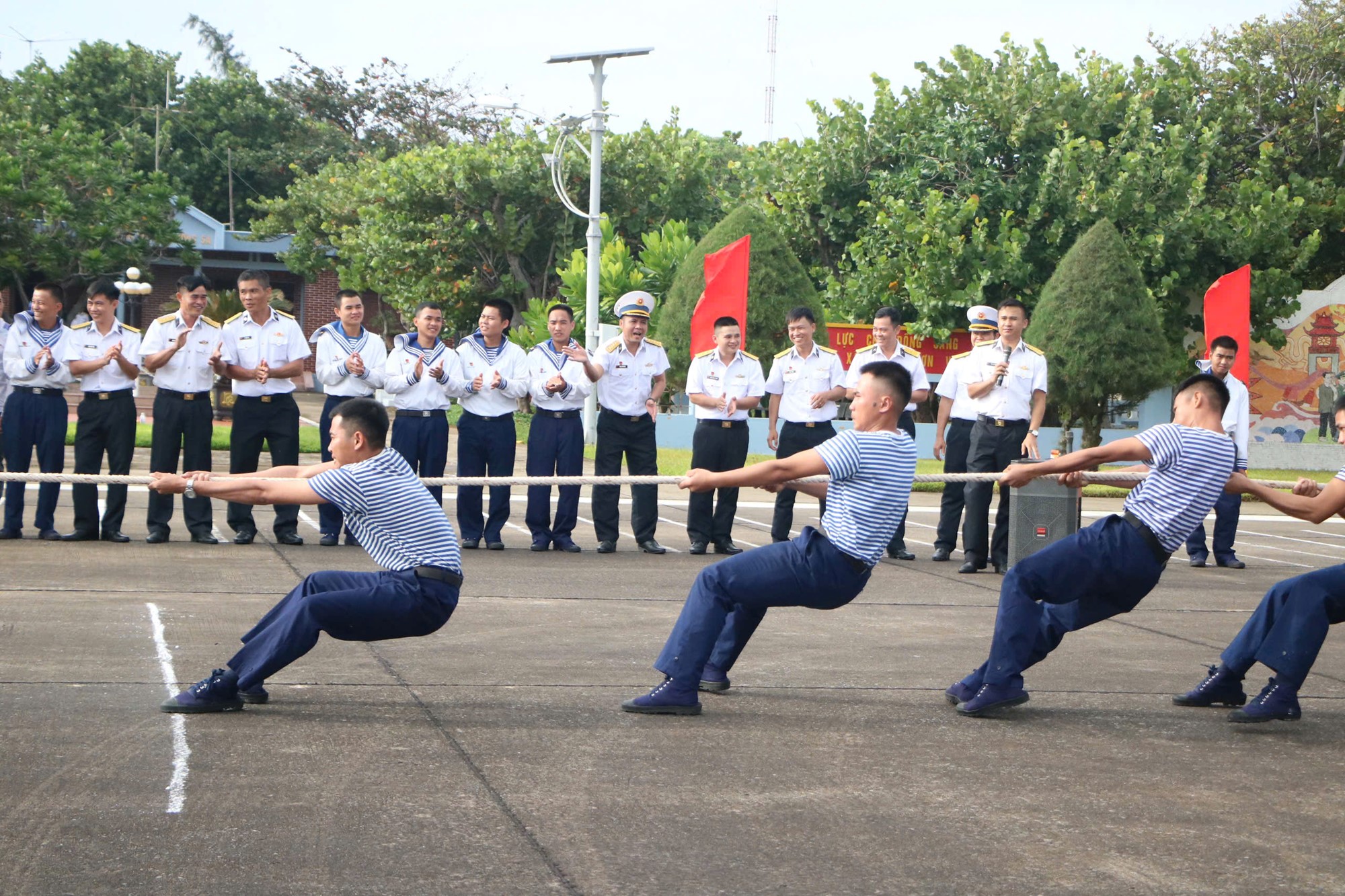 Rộn ràng đón Tết ở Trường Sa - ảnh 5